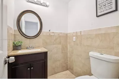 10560 La Placida Dr, Coral Springs, FL 33065 - Photo 16