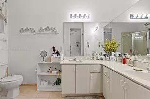 978 SW 154th Ct, Miami, FL 33194 - Photo 12