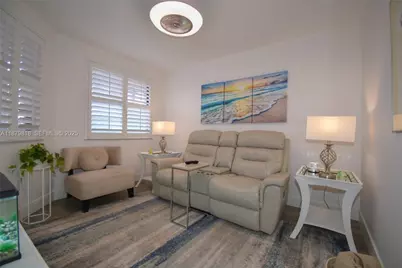 7632 Fairfax Dr #7632, Tamarac, FL 33321 - Photo 6