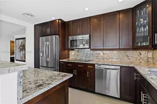 9100 W Bay Harbor Dr, Bay Harbor Islands, FL 33154 - Photo 10