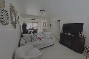 283 E 4th Ave, Hialeah, FL 33010 - Photo 8