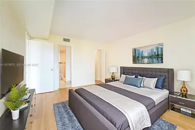 4801 NW 7th St #803-16, Miami, FL 33126 - Photo 4