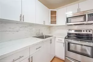 4801 NW 7th St, Miami, FL 33126 - Photo 6