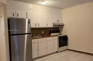 130 S Shore Dr, Miami Beach, FL 33141 - Photo 2