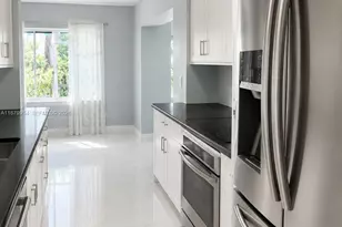 4713 Holly Dr, Tamarac, FL 33319 - Photo 14