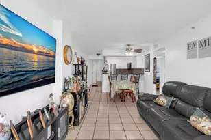546 SW 1st St, Miami, FL 33130 - Photo 26