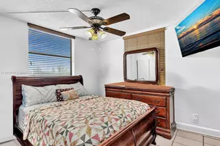 546 SW 1st St, Miami, FL 33130 - Photo 34