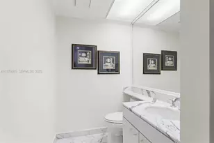 19500 Turnberry Way, Aventura, FL 33180 - Photo 12