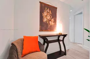 121 NE 34th St, Miami, FL 33137 - Photo 24