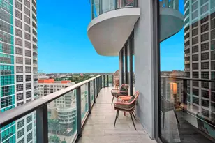 121 NE 34th St, Miami, FL 33137 - Photo 28