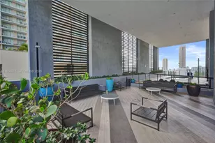 121 NE 34th St, Miami, FL 33137 - Photo 40