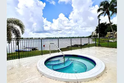 109 Lake Emerald Dr #209, Oakland Park, FL 33309 - Photo 22