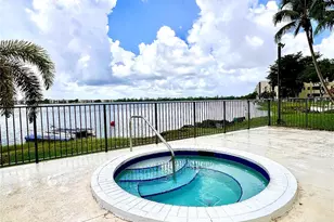 109 Lake Emerald Dr, Oakland Park, FL 33309 - Photo 22