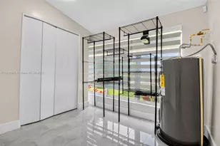 6090 SW 63rd Ave, South Miami, FL 33143 - Photo 32