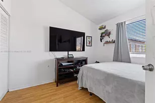 6235 Kendale Lakes Circle, Miami, FL 33183 - Photo 18