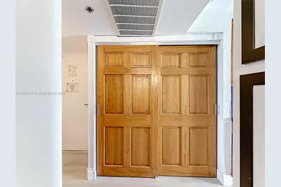 19201 Collins Ave #1010, Sunny Isles Beach, FL 33160 - Photo 6