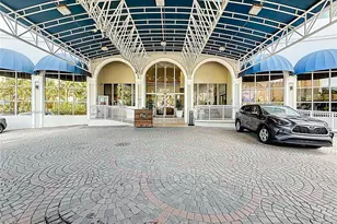 19201 Collins Ave, Sunny Isles Beach, FL 33160 - Photo 2