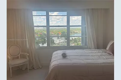 5151 Collins Ave #923, Miami Beach, FL 33140 - Photo 12