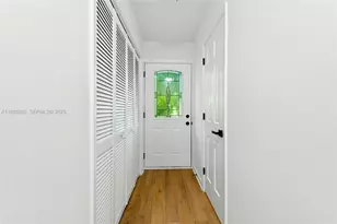 902 Vickie Dr, Cary, NC 27511 - Photo 14