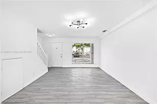2917 NW Belmont Ln, Cooper City, FL 33026 - Photo 12