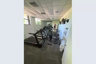900 NE 195th St #702, Miami, FL 33179 - Photo 24
