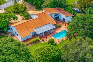 10204 SW 96th Ct, Miami, FL 33176 - Photo 46