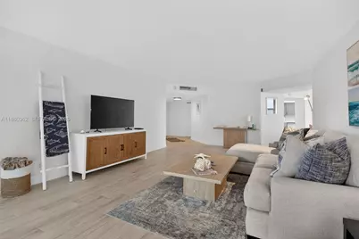 1340 S Ocean Blvd #407, Pompano Beach, FL 33062 - Photo 14