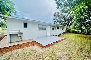 3420 NW 2nd St, Lauderhill, FL 33311 - Photo 12