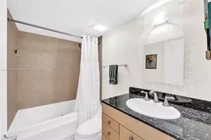 3440 NE 192 St, Aventura, FL 33180 - Photo 12