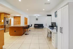 8930 NW 11th St, Pembroke Pines, FL 33024 - Photo 24