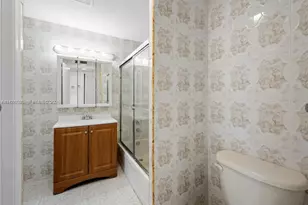 1400 NE 169th St, Miami, FL 33162 - Photo 4