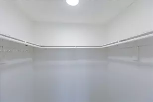 365 NE 125th St, North Miami, FL 33161 - Photo 12