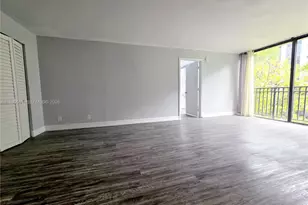 17021 N Bay Rd, Sunny Isles Beach, FL 33160 - Photo 2
