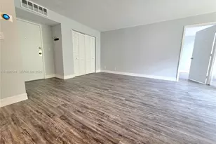 17021 N Bay Rd, Sunny Isles Beach, FL 33160 - Photo 4