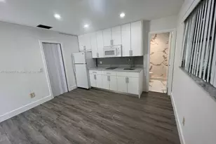 222 SW 8th St, Dania Beach, FL 33004 - Photo 2