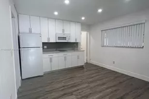 222 SW 8th St, Dania Beach, FL 33004 - Photo 4