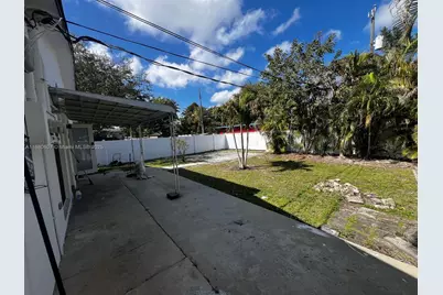 222 SW 8th St #C, Dania Beach, FL 33004 - Photo 10
