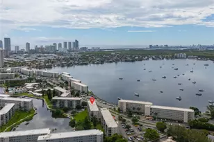 2903 Point E Dr, Aventura, FL 33160 - Photo 38