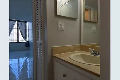 500 Three Islands Blvd #822, Hallandale Beach, FL 33009 - Photo 18