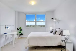 19501 W Country Club Dr, Aventura, FL 33180 - Photo 14