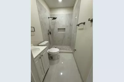 559 NW 2nd St #2, Florida City, FL 33034 - Photo 6