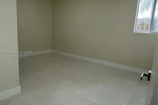 559 NW 2nd St, Florida City, FL 33034 - Photo 8