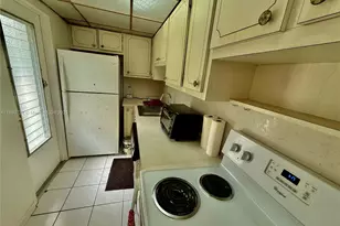 9700 E Bay Harbor Dr, Bay Harbor Islands, FL 33154 - Photo 16