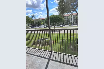 1100 SW 128th Ter #207U, Pembroke Pines, FL 33027 - Photo 12