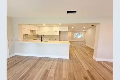 9342 NW 23rd St, Pembroke Pines, FL 33024 - Photo 16