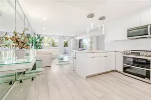 100 Lincoln Rd, Miami Beach, FL 33139 - Photo 4