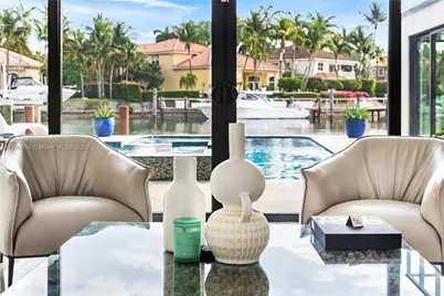 1025 Diplomat Parkway, Hollywood, FL 33019 - Photo 8