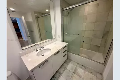 1050 Brickell Ave #2206, Miami, FL 33131 - Photo 4