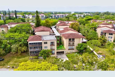 6010 S Falls Circle Dr #419, Lauderhill, FL 33319 - Photo 42