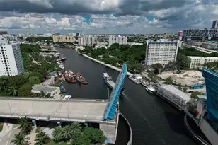 10 SW South River Dr, Miami, FL 33130 - Photo 50